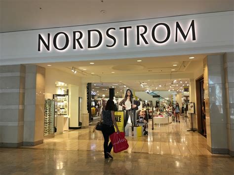 nordstrom official website.